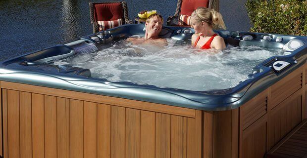 880 Series™ Spas